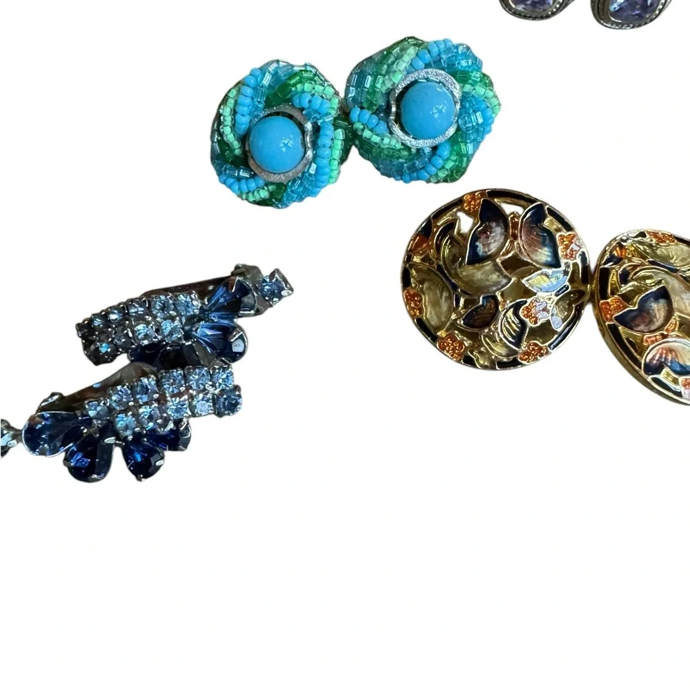 Lot of 7 Vintage Clip‎ On Earrings